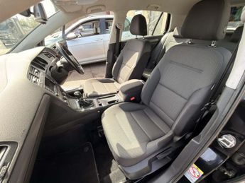 Volkswagen Golf 2.0 TDI BlueMotion Tech SE Hatchback 5dr Diesel Manual Euro 5 (s