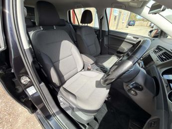 Volkswagen Golf 2.0 TDI BlueMotion Tech SE Hatchback 5dr Diesel Manual Euro 5 (s