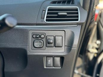 Toyota Verso 1.8 V-Matic Icon MPV 5dr Petrol Multidrive S Euro 5 Euro 5 (147 