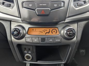 SsangYong Korando 2.2D LE SUV 5dr Diesel Manual Euro 6 (178 ps)