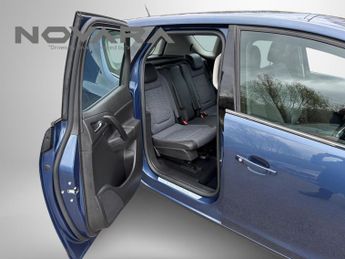 Vauxhall Meriva 1.4i Tech Line MPV 5dr Petrol Manual Euro 6 (100 ps)