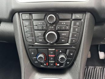 Vauxhall Meriva 1.4i Tech Line MPV 5dr Petrol Manual Euro 6 (100 ps)