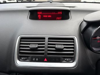 Vauxhall Meriva 1.4i Tech Line MPV 5dr Petrol Manual Euro 6 (100 ps)