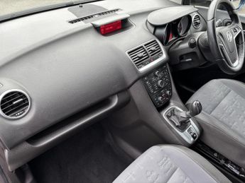 Vauxhall Meriva 1.4i Tech Line MPV 5dr Petrol Manual Euro 6 (100 ps)