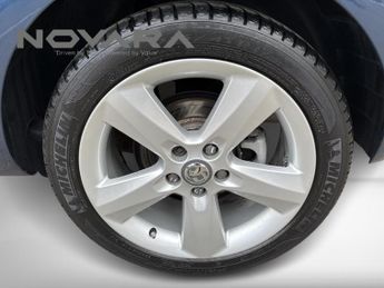 Vauxhall Meriva 1.4i Tech Line MPV 5dr Petrol Manual Euro 6 (100 ps)