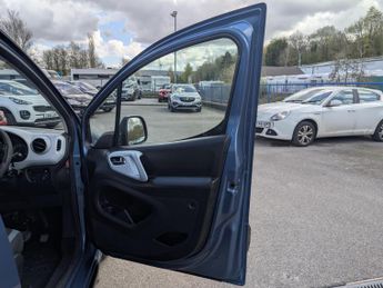 Citroen Berlingo 1.6 e-HDi Airdream XTR Multispace MPV 5dr Diesel EGS6 Euro 5 (s/