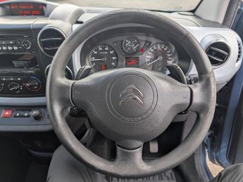 Citroen Berlingo 1.6 e-HDi Airdream XTR Multispace MPV 5dr Diesel EGS6 Euro 5 (s/