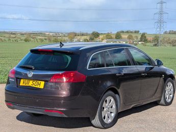 Vauxhall Insignia 2.0 CDTi SE Sports Tourer 5dr Diesel Auto Euro 5 (130 ps)