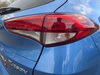 Hyundai TUCSON 2.0 CRDi Blue Drive Premium SUV 5dr Diesel Manual Euro 6 (s/s) (