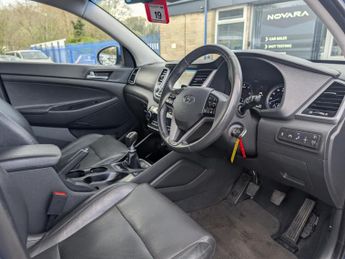 Hyundai TUCSON 2.0 CRDi Blue Drive Premium SUV 5dr Diesel Manual Euro 6 (s/s) (