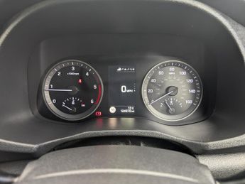 Hyundai TUCSON 2.0 CRDi Blue Drive Premium SUV 5dr Diesel Manual Euro 6 (s/s) (