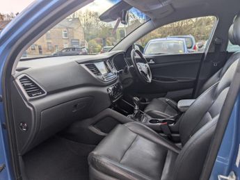 Hyundai TUCSON 2.0 CRDi Blue Drive Premium SUV 5dr Diesel Manual Euro 6 (s/s) (