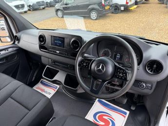 Mercedes-Benz Sprinter 2.1 314 CDI Progressive Panel Van 5dr Diesel G-Tronic FWD L1 H1 