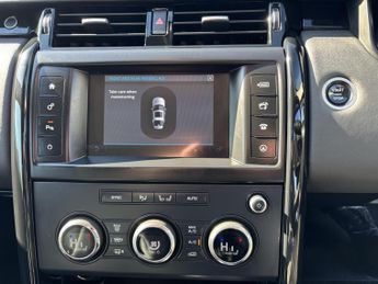 Land Rover Discovery 2.0 SD4 SE SUV 5dr Diesel Auto 4WD Euro 6 (s/s) (240 ps)