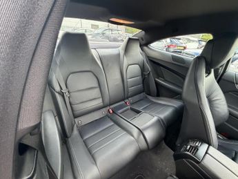 Mercedes-Benz C Class 2.1 C220 CDI BlueEfficiency AMG Sport Coupe 2dr Diesel G-Tronic+