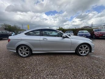 Mercedes-Benz C Class 2.1 C220 CDI BlueEfficiency AMG Sport Coupe 2dr Diesel G-Tronic+