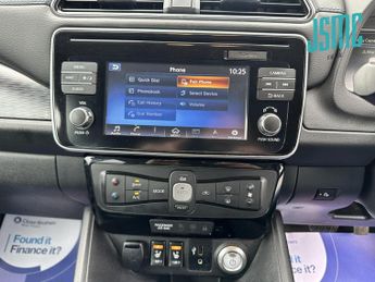 Nissan Leaf 40kWh Tekna Hatchback 5dr Electric Auto (150 ps)