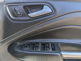 Ford Kuga 1.5T EcoBoost GPF ST-Line SUV 5dr Petrol Manual Euro 6 (s/s) (15