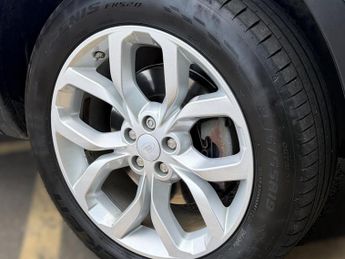 Land Rover Discovery Sport 2.0 TD4 HSE SUV 5dr Diesel Auto 4WD Euro 6 (s/s) (180 ps)