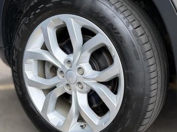 Land Rover Discovery Sport 2.0 TD4 HSE SUV 5dr Diesel Auto 4WD Euro 6 (s/s) (180 ps)