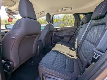 Ford Kuga 1.5 EcoBlue Zetec SUV 5dr Diesel Auto Euro 6 (s/s) (120 ps)