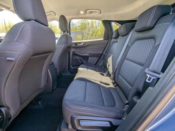 Ford Kuga 1.5 EcoBlue Zetec SUV 5dr Diesel Auto Euro 6 (s/s) (120 ps)