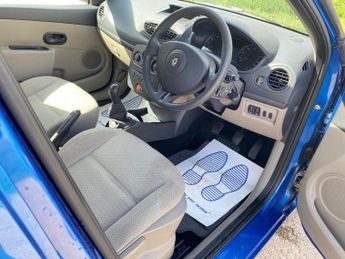Renault Clio 1.4 16v Expression Hatchback 5dr Petrol Manual (158 g/km, 98 bhp