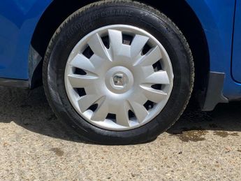 Renault Clio 1.4 16v Expression Hatchback 5dr Petrol Manual (158 g/km, 98 bhp