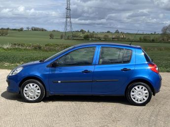 Renault Clio 1.4 16v Expression Hatchback 5dr Petrol Manual (158 g/km, 98 bhp