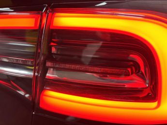 Tesla Model 3 (Dual Motor) Long Range Saloon 4dr Electric Auto 4WDE (346 ps)