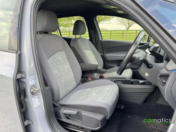 Volkswagen ID.3 Pro Performance 58kWh Life Hatchback 5dr Electric Auto (204 ps)