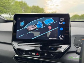 Volkswagen ID.3 Pro Performance 58kWh Life Hatchback 5dr Electric Auto (204 ps)