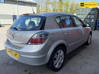 Vauxhall Astra 1.8i 16v Elite Hatchback 5dr Petrol Automatic (187 g/km, 138 bhp