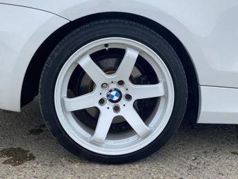 BMW 1 Series 2.0 118d Sport Convertible 2dr Diesel Steptronic Euro 5 (143 ps)