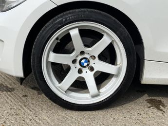 BMW 1 Series 2.0 118d Sport Convertible 2dr Diesel Steptronic Euro 5 (143 ps)