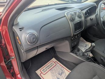 Dacia Logan MCV 0.9 TCe Laureate Estate 5dr Petrol Manual Euro 5 (90 ps)