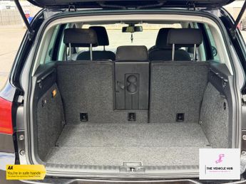 Volkswagen Tiguan 2.0 TDI BlueMotion Tech SE SUV 5dr Diesel Manual 2WD Euro 5 (s/s