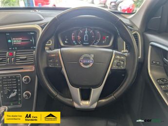 Volvo XC60 2.4 D5 SE Lux Nav SUV 5dr Diesel Auto AWD Euro 6 (s/s) (220 ps)