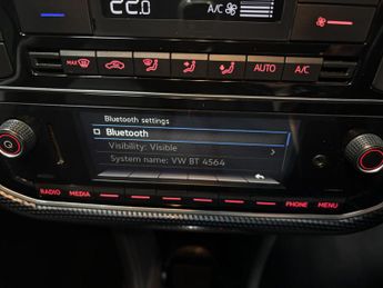 Volkswagen e-up! 36.8kWh e-up! Hatchback 5dr Electric Auto (82 ps)