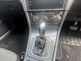 Volkswagen Golf 2.0 TDI SE Nav Estate 5dr Diesel DSG Euro 6 (s/s) (150 ps)