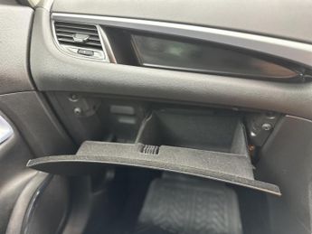 Vauxhall Zafira Tourer 1.4i Turbo SRi MPV 5dr Petrol Auto Euro 6 (140 ps)