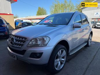 Mercedes-Benz M Class 3.0 ML320 CDI V6 Sport SUV 5dr Diesel Tiptronic 4WD Euro 4 (224 