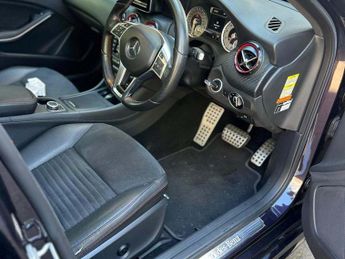 Mercedes-Benz A Class 1.6 A160 SE (Executive) Hatchback 5dr Petrol 7G-DCT Euro 6 (s/s)