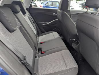 Vauxhall Grandland X 1.2 Turbo SE SUV 5dr Petrol Manual Euro 6 (s/s) (130 ps)