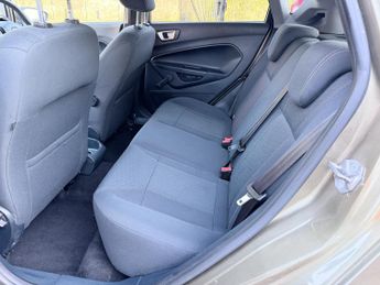 Ford Fiesta 1.4 Titanium Hatchback 5dr Petrol Automatic (149 g/km, 94 bhp)