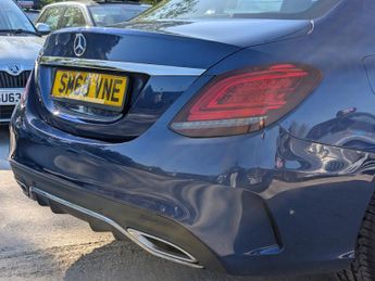 Mercedes-Benz C Class 2.0 C220d AMG Line Saloon 4dr Diesel G-Tronic+ Euro 6 (s/s) (194