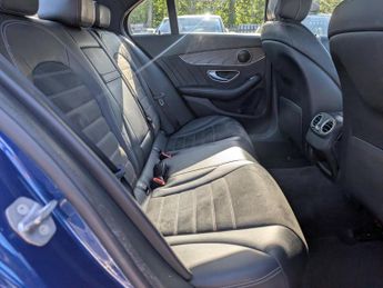 Mercedes-Benz C Class 2.0 C220d AMG Line Saloon 4dr Diesel G-Tronic+ Euro 6 (s/s) (194