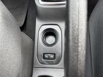 Dacia Duster 1.3 TCe Comfort SUV 5dr Petrol Manual Euro 6 (s/s) (130 ps)