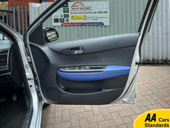 Hyundai i20 1.4 Comfort Hatchback 5dr Petrol Auto Euro 4 (99 bhp)