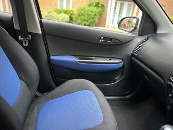 Hyundai i20 1.4 Comfort Hatchback 5dr Petrol Auto Euro 4 (99 bhp)